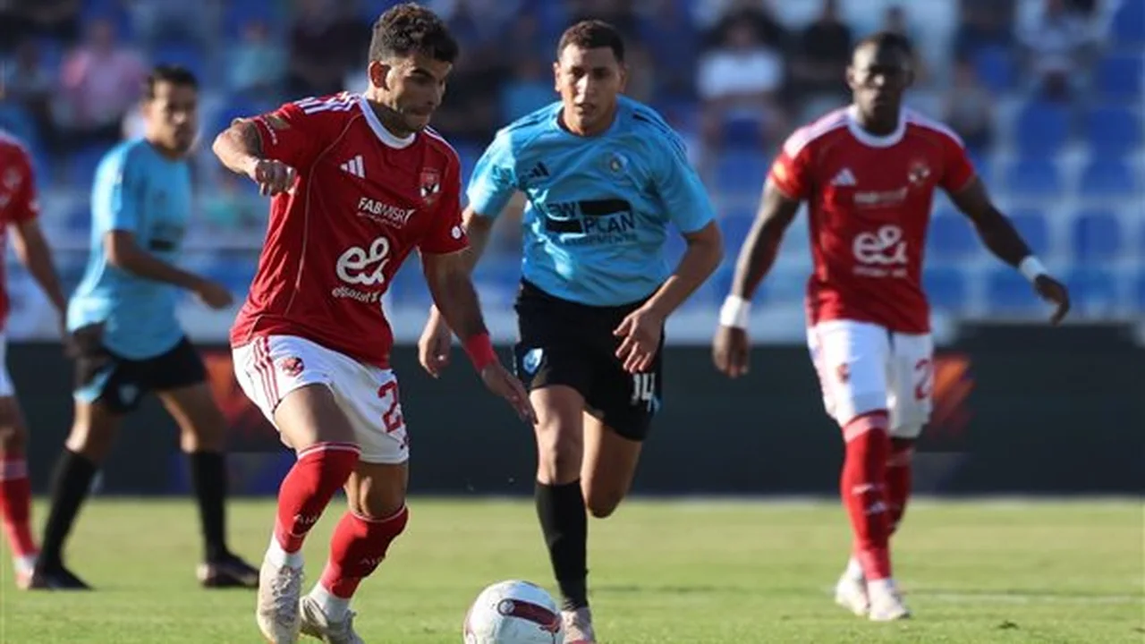 اللقاء المنتظر.. بث مباشر مواجهة الأهلي وغزل المحلة